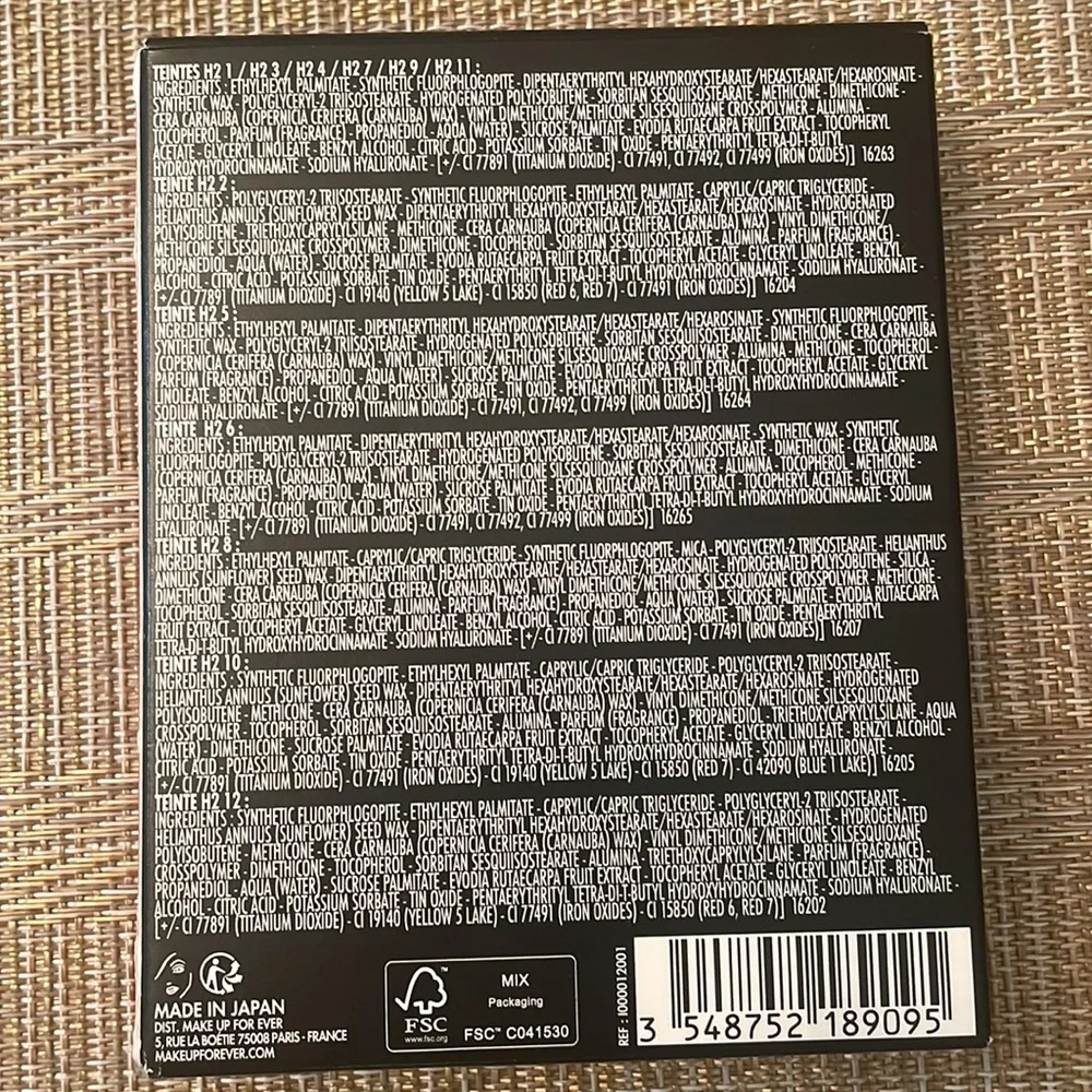 Make Up For Ever HD Skin Palette - Black with White Accent